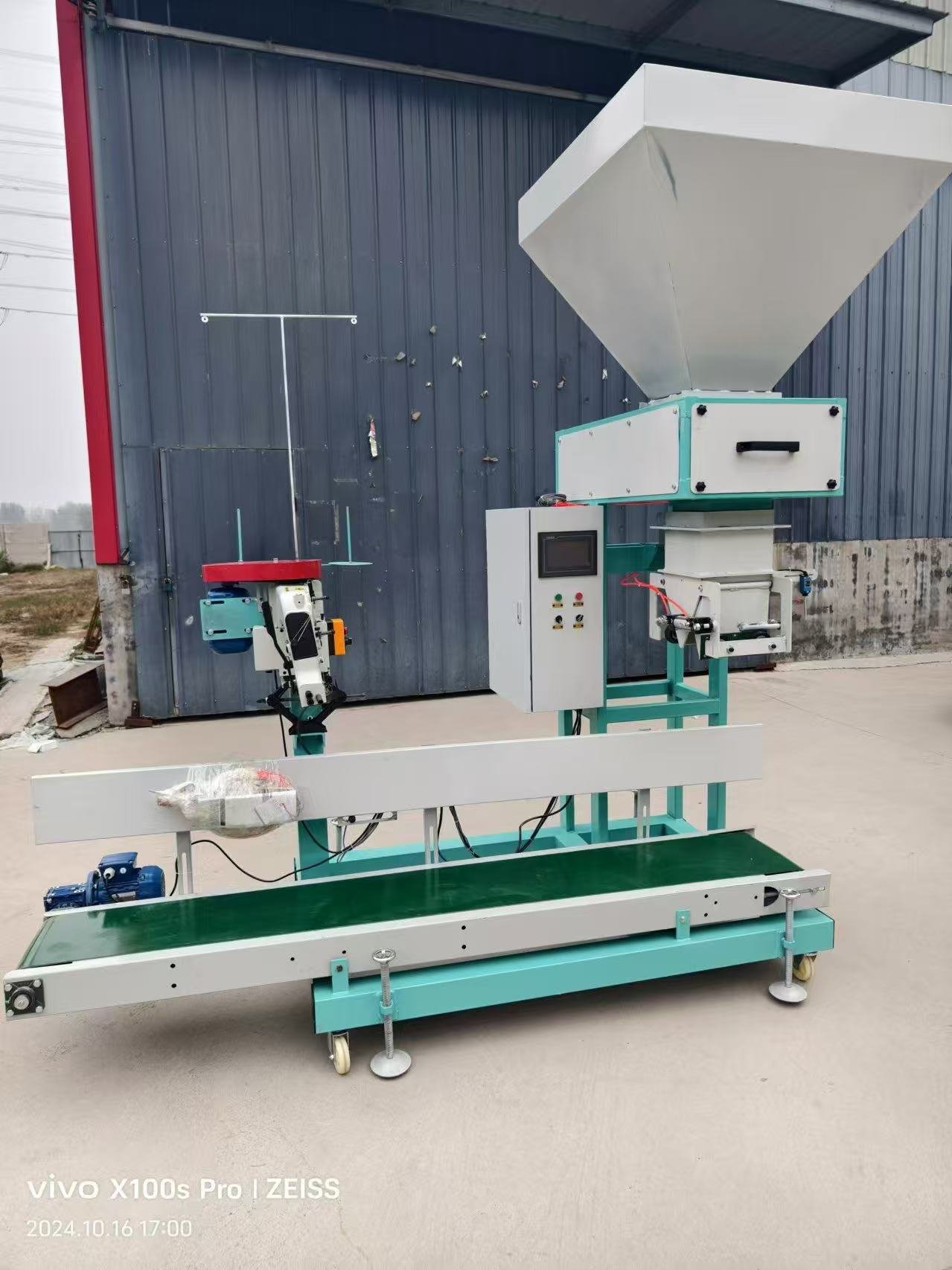 Hopperless Continuous Bagging Scale