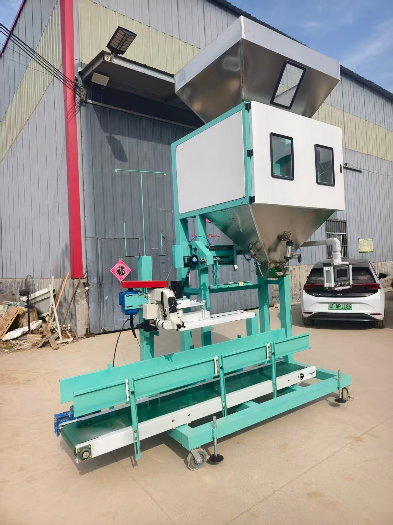 Single-Operator Quantitative Bagging Scale